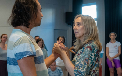 Mecanismos de Ação em Biodanza: compreender como a Biodanza atua no corpo, nas emoções e na identidade.